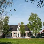 Hotel Tango
