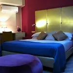 Tango 3*