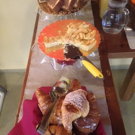 Tango فندق روما